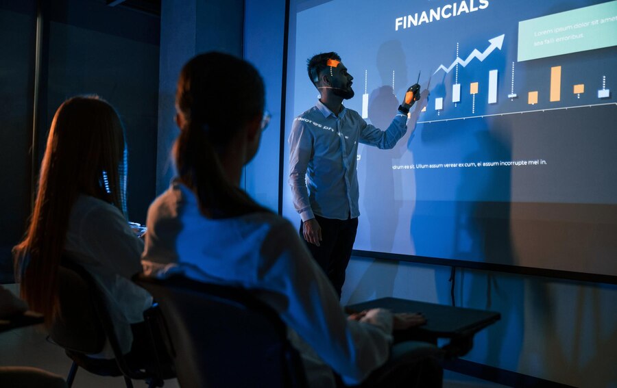 Instructor conducting accountancy training session in Hemel Hempstead